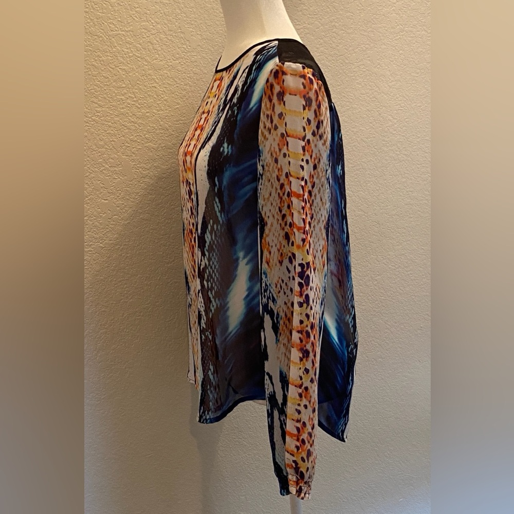 Philosophy Blouse in Vibrant Color Snake Print, accented with Black Lace on back - Picture 4 of 11